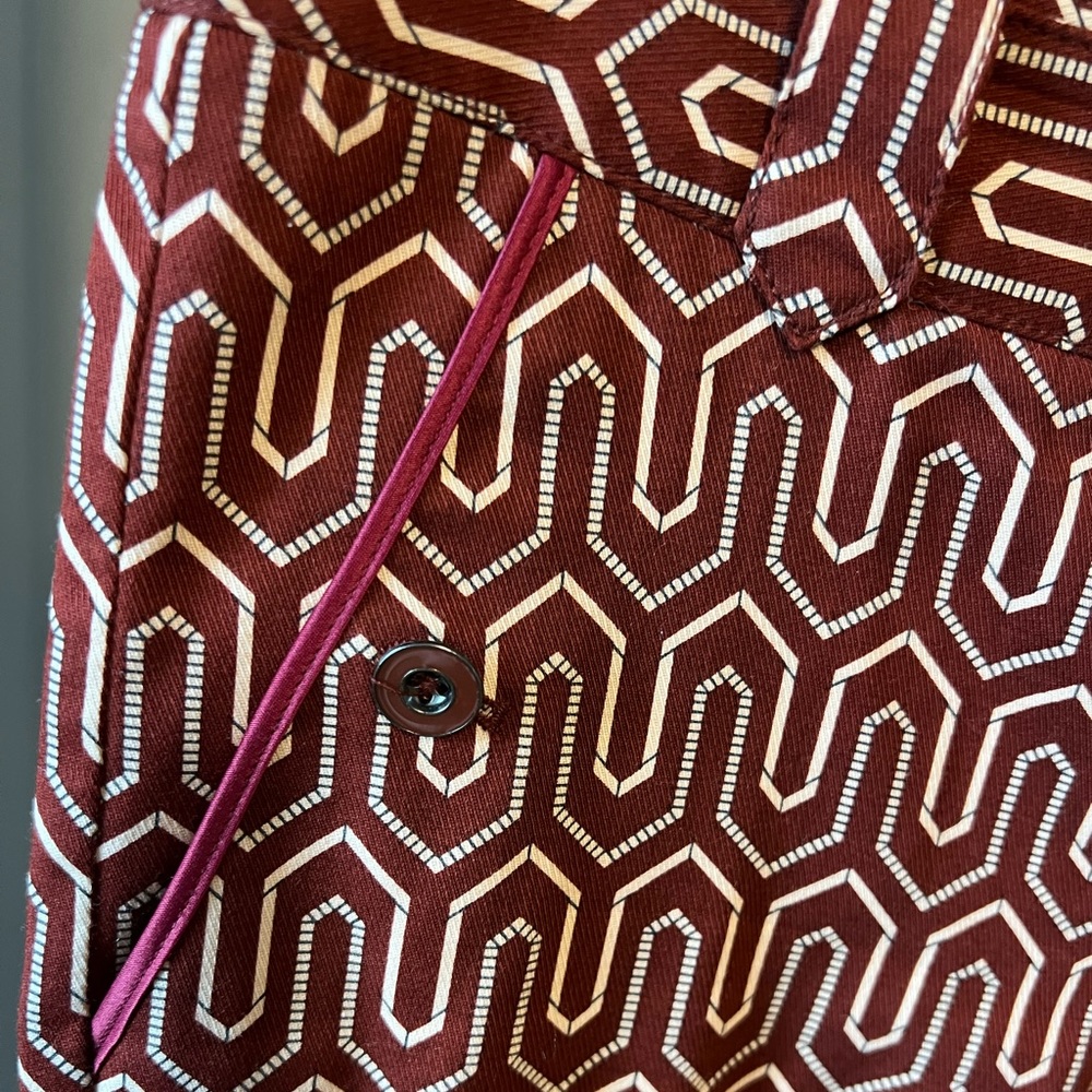 Patterned Crop Pants - Picture 2 of 6